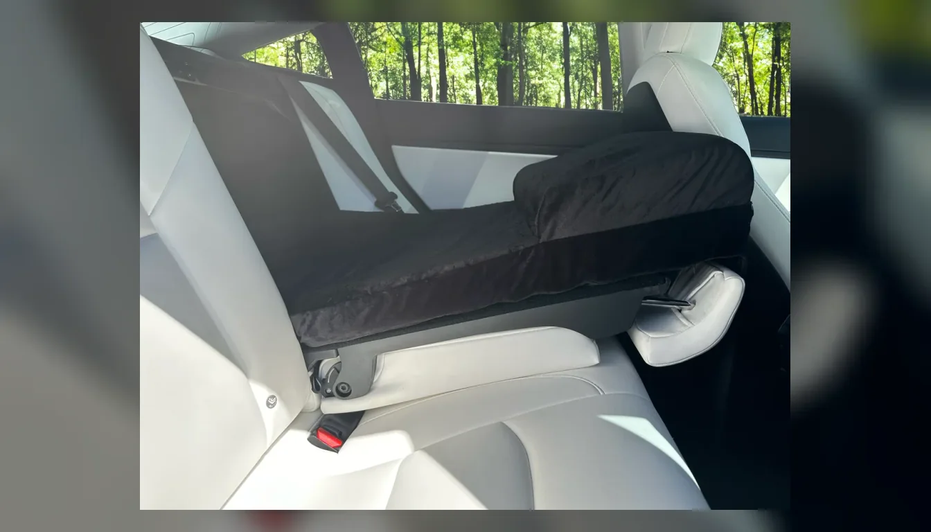 TESMAT Solo mattress installed in a Tesla passenger seat